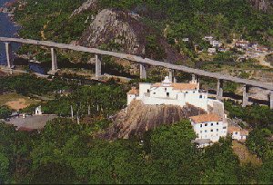 conven~1.jpg (26258 bytes)