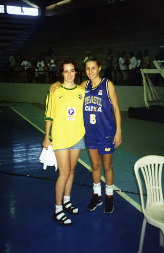 helen.jpg (25852 bytes)